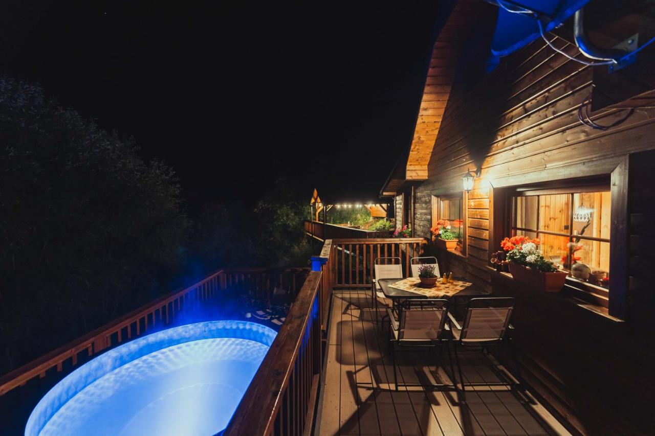Sovia Wellness Chata S Jacuzzi Kadou A Saunou, Cingov Smizany Exterior photo